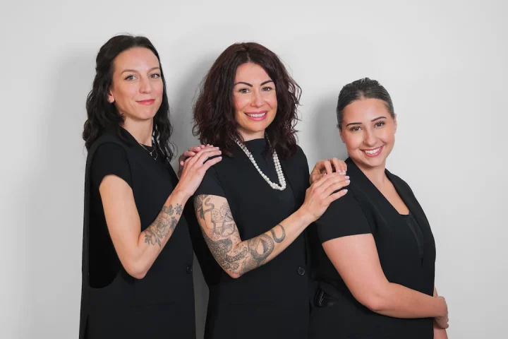 Photo du staff d’un institut de beauté à Marseille, réalisée pour la communication web et Instagram